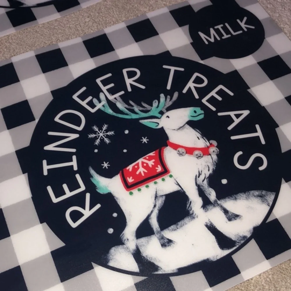 Christmas‎ Reindeer Treats Milk Buffalo Plaid Placemats